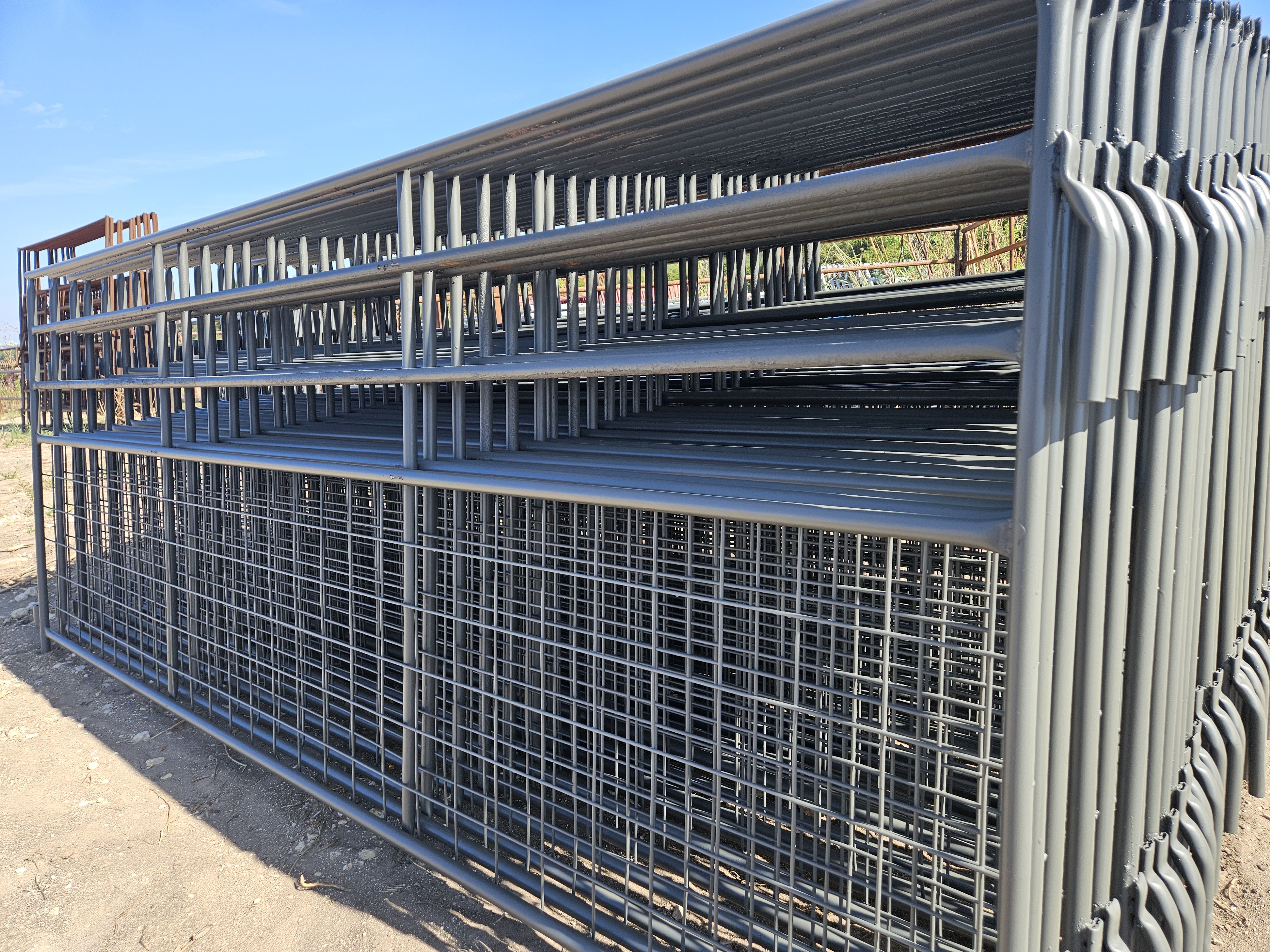 DuBose livestock equipment