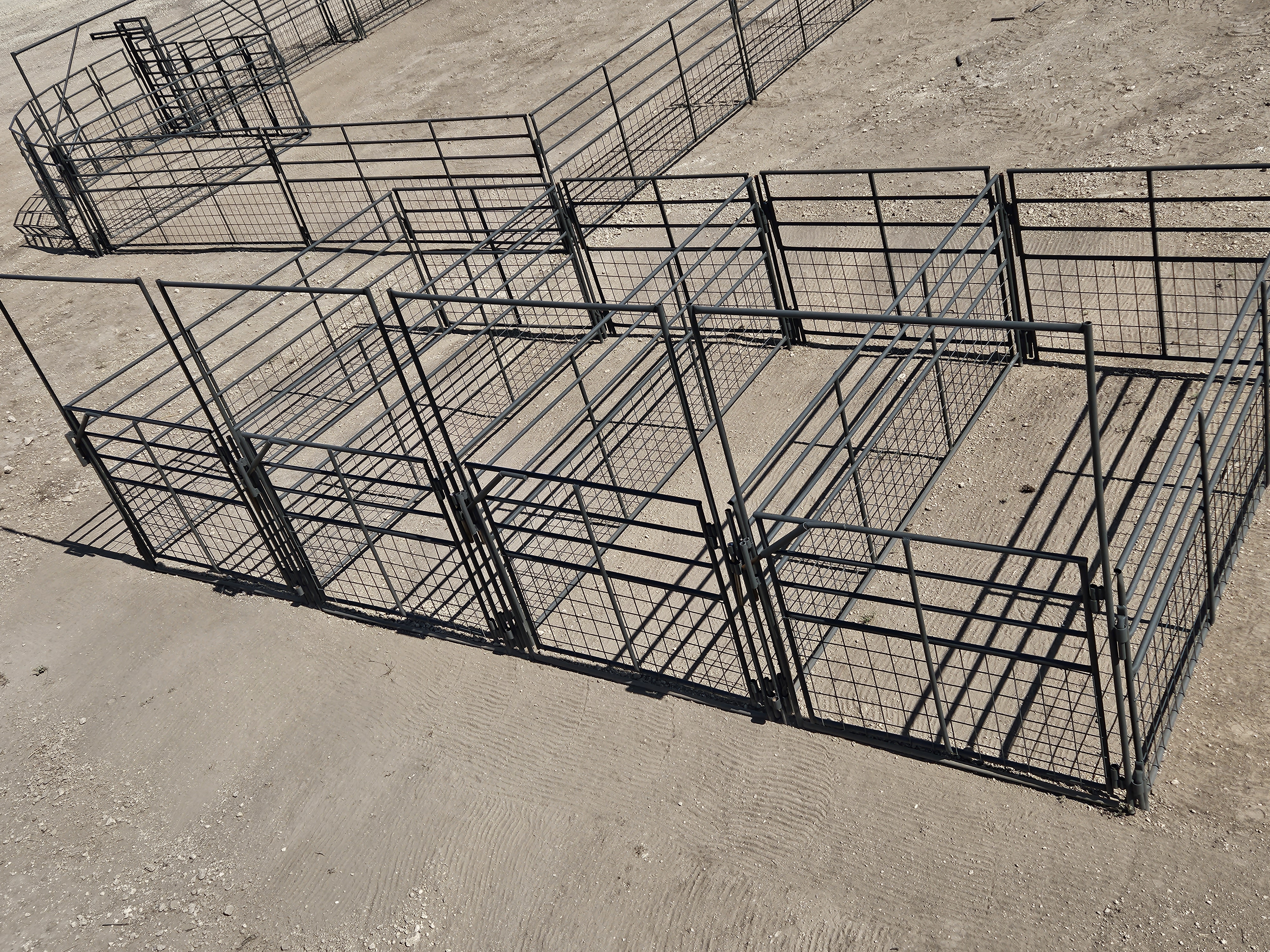 DuBose livestock equipment